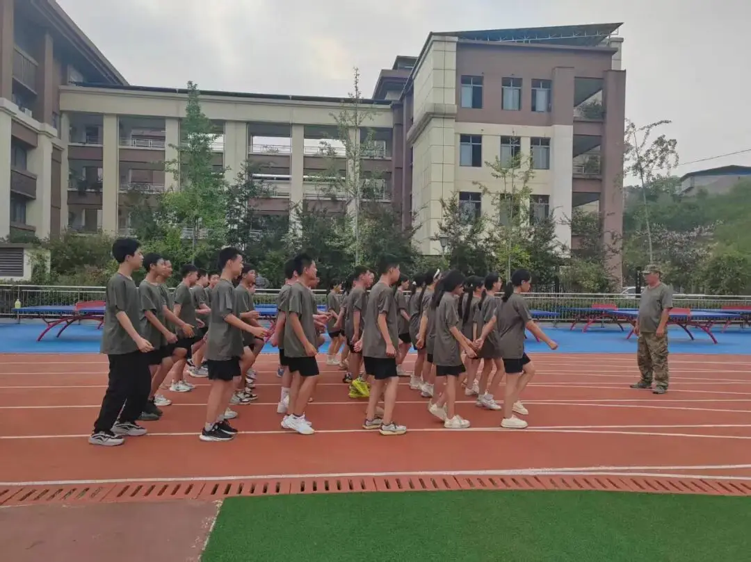国防中的精神长城__传承国防精神
