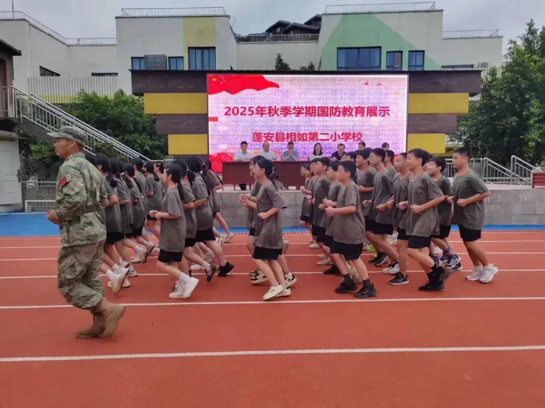 _传承国防精神_国防中的精神长城