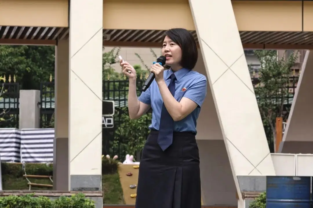 法治进校园校长讲话稿__激扬青春热情服务检察发展