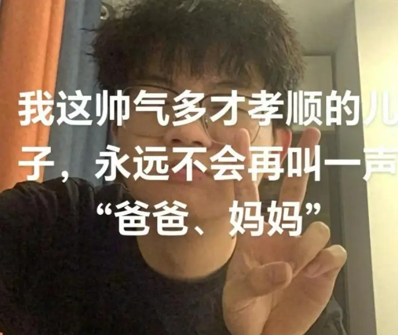 哈工大博士被砸死，是家中独子，刚入职两月，涉事企业一直沉默__哈工大博士被砸死，是家中独子，刚入职两月，涉事企业一直沉默