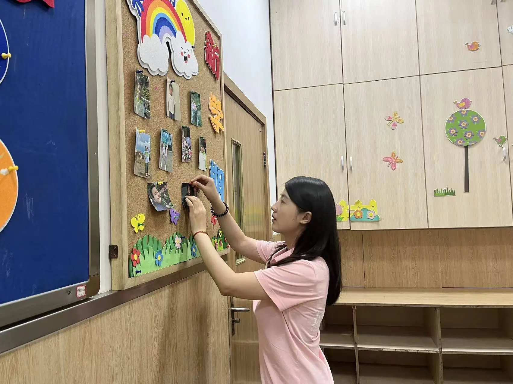 新华全媒+|师者如光，微以致远——各地多彩活动庆祝教师节__新华全媒+|师者如光，微以致远——各地多彩活动庆祝教师节