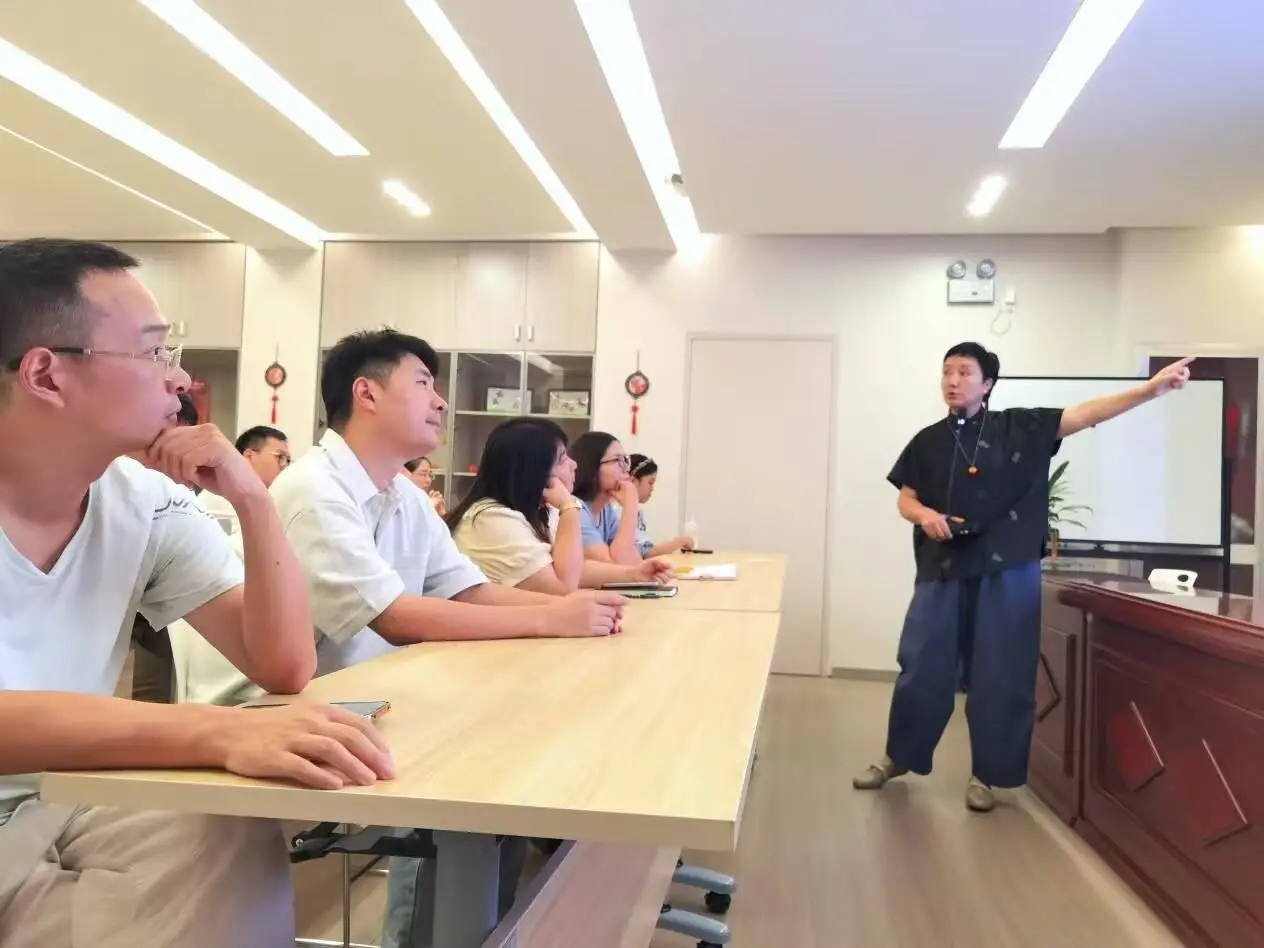 听心理减压讲座有感__释放压力心理讲座