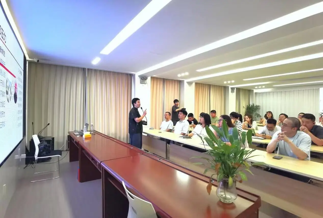 听心理减压讲座有感__释放压力心理讲座