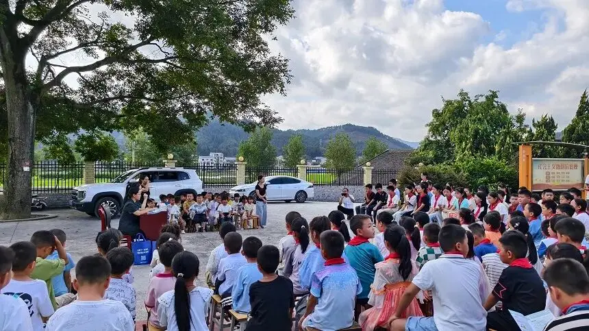 _【平安三穗】长吉镇：安全知识进操场 法治测试到课堂_【平安三穗】长吉镇：安全知识进操场 法治测试到课堂