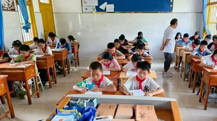 【平安三穗】长吉镇：安全知识进操场 法治测试到课堂__【平安三穗】长吉镇：安全知识进操场 法治测试到课堂