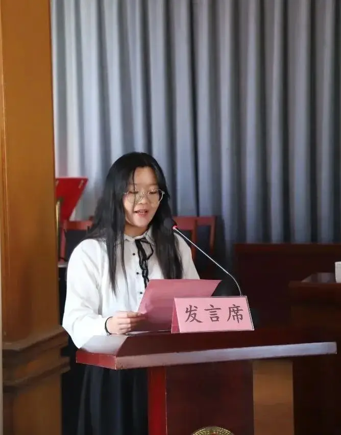 隆重举行教师节庆祝大会_乡村教师在教师节上的发言_