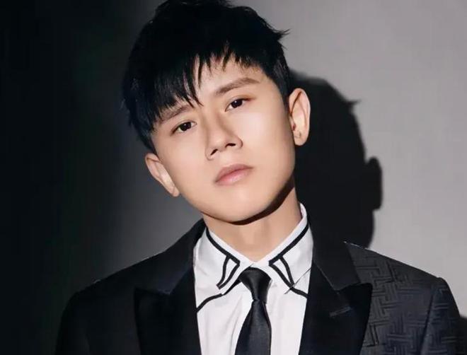 张杰的爸妈是干什么的__张杰的妈妈爸爸