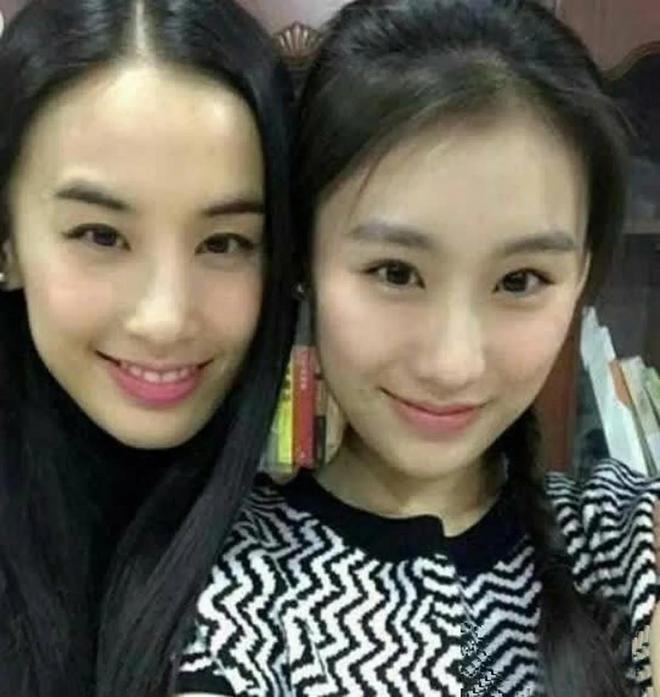 秘今日毛.主~席女儿罕见露面_爸爸为女儿扎头发的说说_