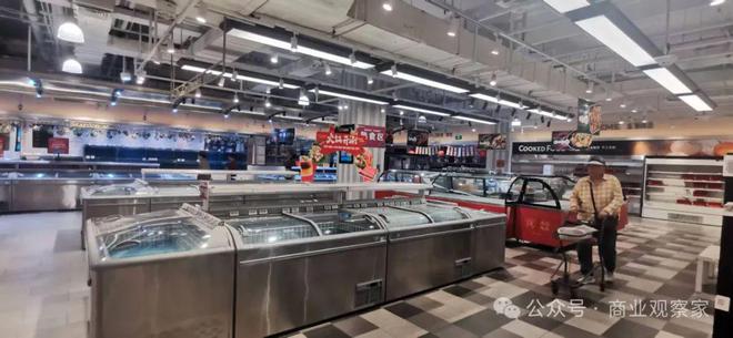 T11全部8家店停业，“最后一店”学雅斯