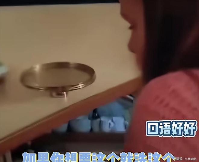 _黄多多此次表现惊艳，令观众刮目相看！_黄多多此次表现惊艳，令观众刮目相看！