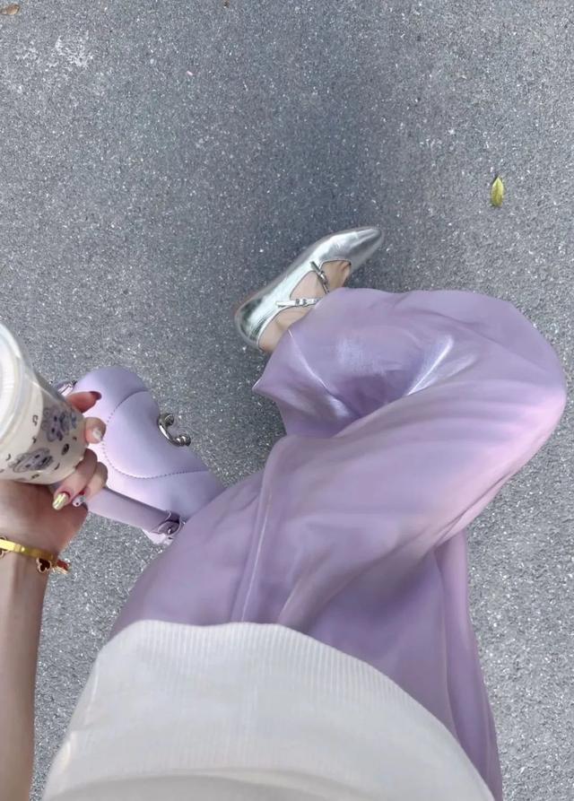露胸衣服怎么搭配__足球露下半球t恤图片