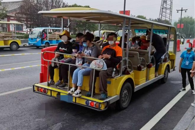 从源头抑制景区摆渡车这种人造消费需求