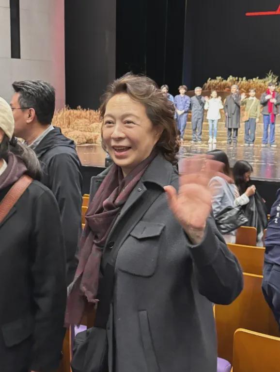 _帅气小鲜肉泳装图片_绯闻主角