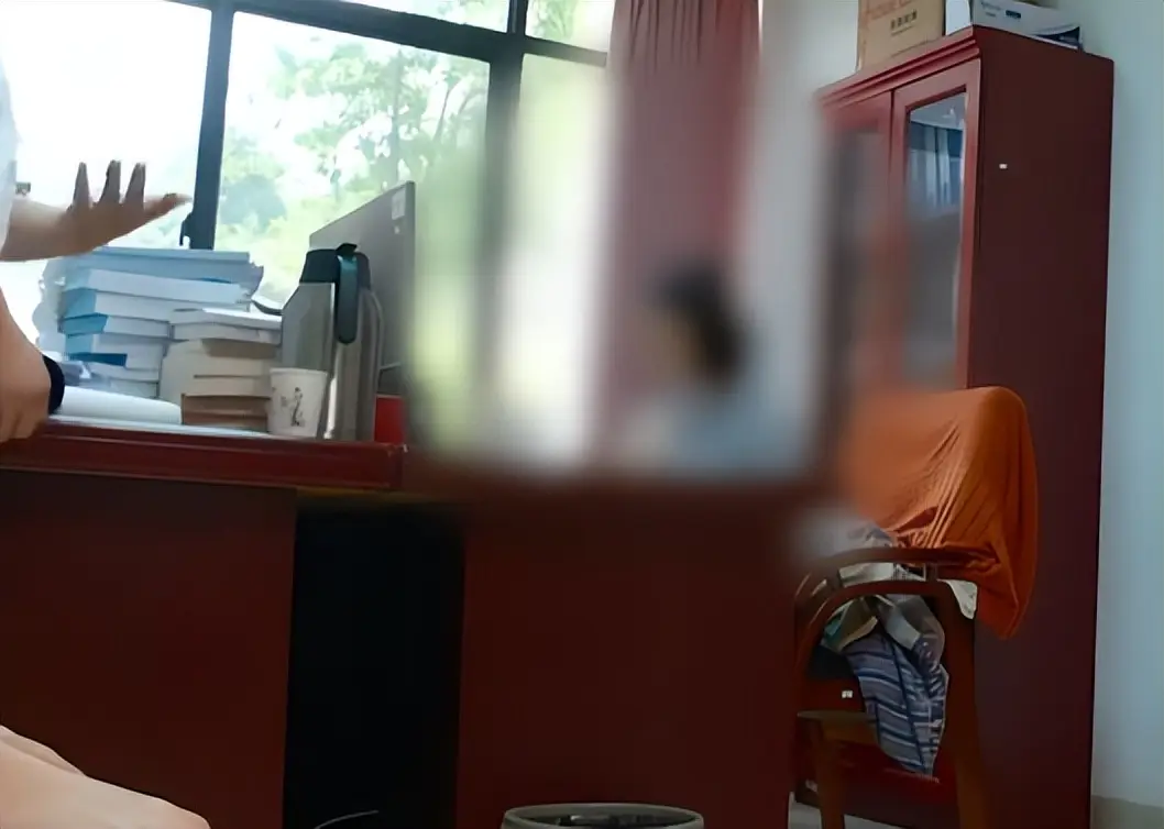 高考575分被赶出家门反转！曾写遗书威胁父母，网友：活该！__高考575分被赶出家门反转！曾写遗书威胁父母，网友：活该！