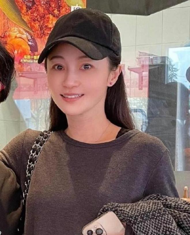 姚笛座驾__姚笛新恋情疑似曝光