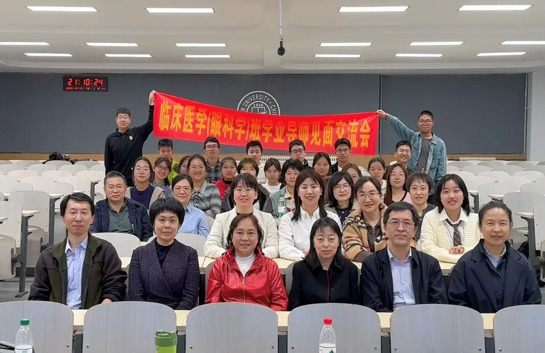 _教师节系列·雕璞｜李光宇：以特色班级为基，培育光明守护者_教师节系列·雕璞｜李光宇：以特色班级为基，培育光明守护者