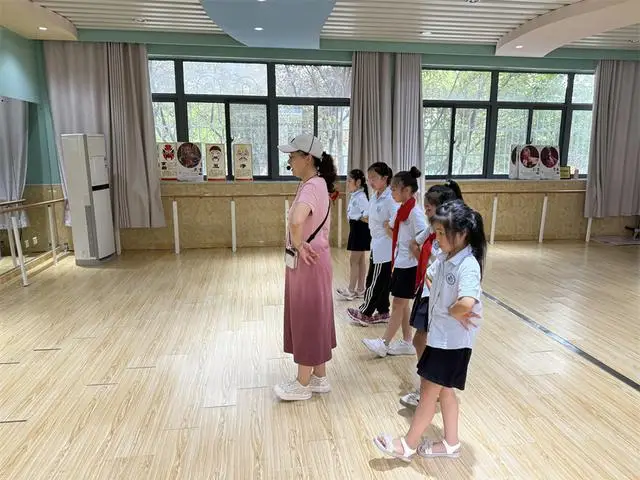 合肥市黄梅戏戏友协会_合肥黄梅戏培训班_