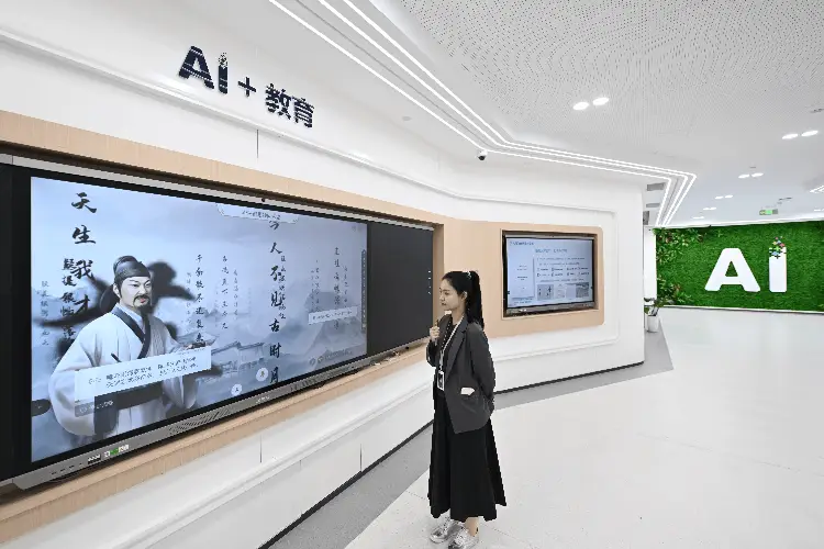 禁用AI代写作业！教育部发双指南，规范推进中小学AI教育