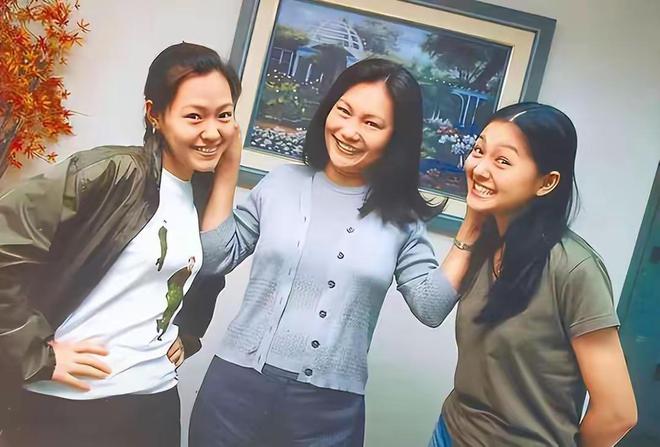 S妈输惨了！具俊晔将搬出大S爱巢，汪小菲再曝财产分配内幕_S妈输惨了！具俊晔将搬出大S爱巢，汪小菲再曝财产分配内幕_
