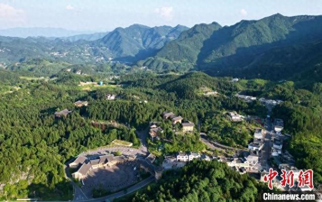四川振兴实业__四川振兴产业发展有限公司
