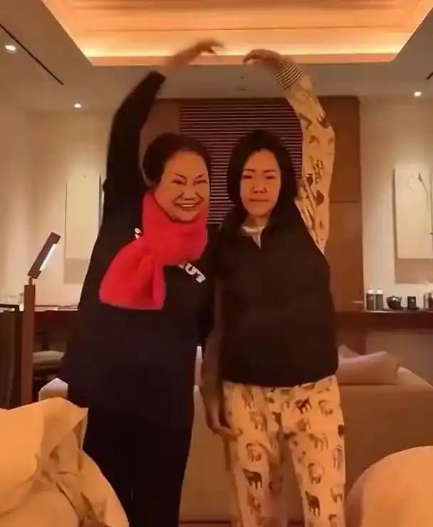 让人心疼的生日文案_生日心疼自己的说说_
