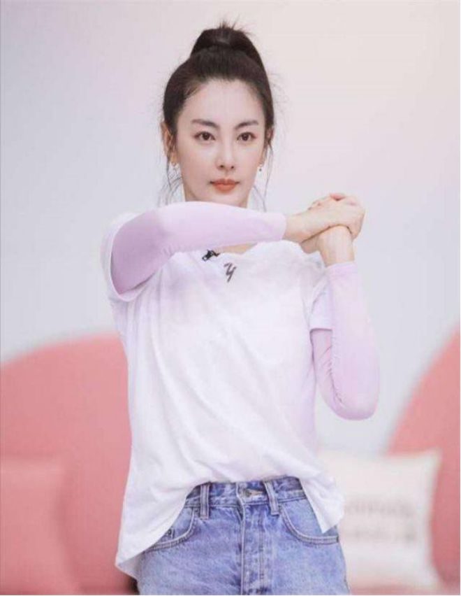 兄妹恋或姐弟恋动漫百度云_何傲儿爷孙恋终修正果_