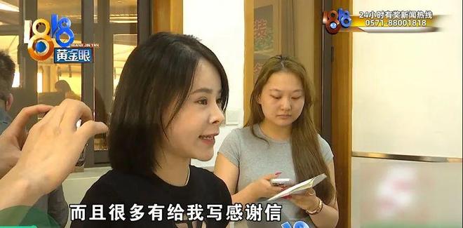 _瑜伽馆拍照姿势_瑜伽拍照片时摆的造型