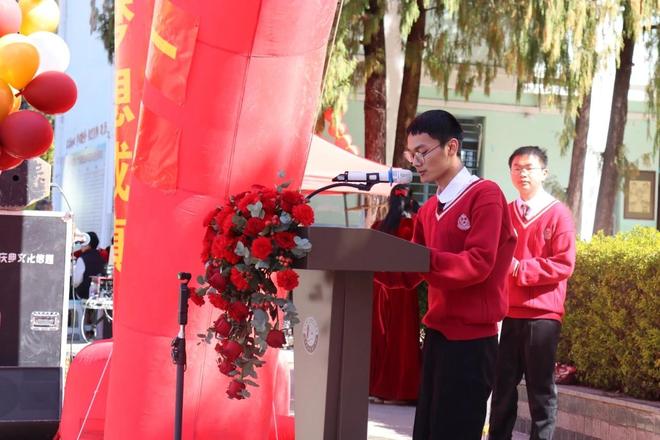 痛惜！凉山“拄拐少年”被宁夏大学录取，录取通知书送达时他已因病离世