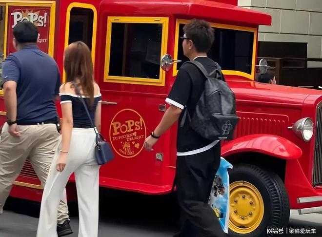 _李小璐情感_李小璐风评