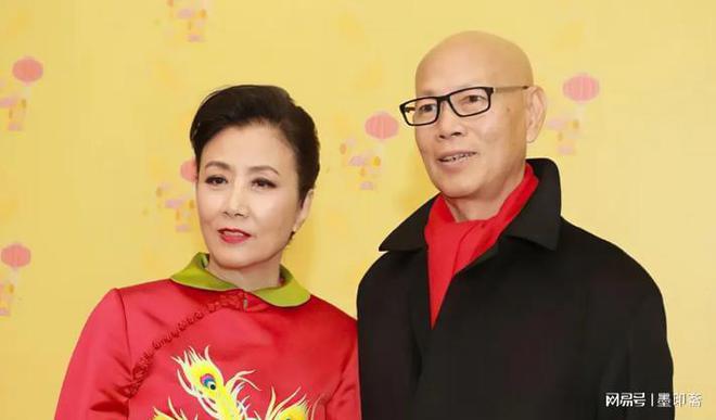 _一场演唱会，让她看到了人情冷暖，面对全网恶评她竟做出这样举动_一场演唱会，让她看到了人情冷暖，面对全网恶评她竟做出这样举动