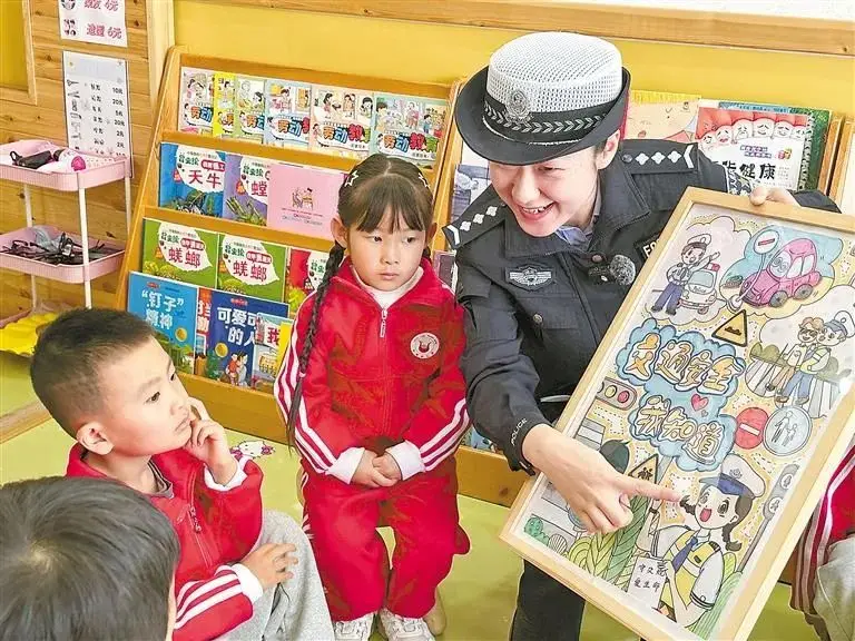 【双争进行时】香河交警：互动教学添趣味 安全理念“种”心间
