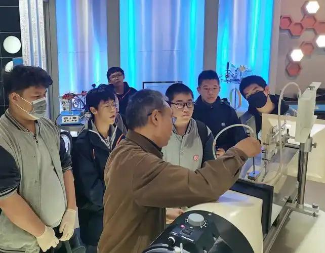 _导师压榨学生怎么办_导师侮辱人格