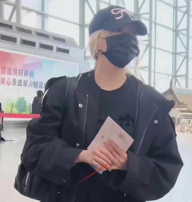 _鹿晗求婚了吗_鹿晗戒指是什么牌子