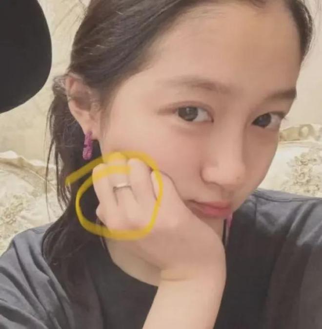 _鹿晗求婚了吗_鹿晗戒指是什么牌子