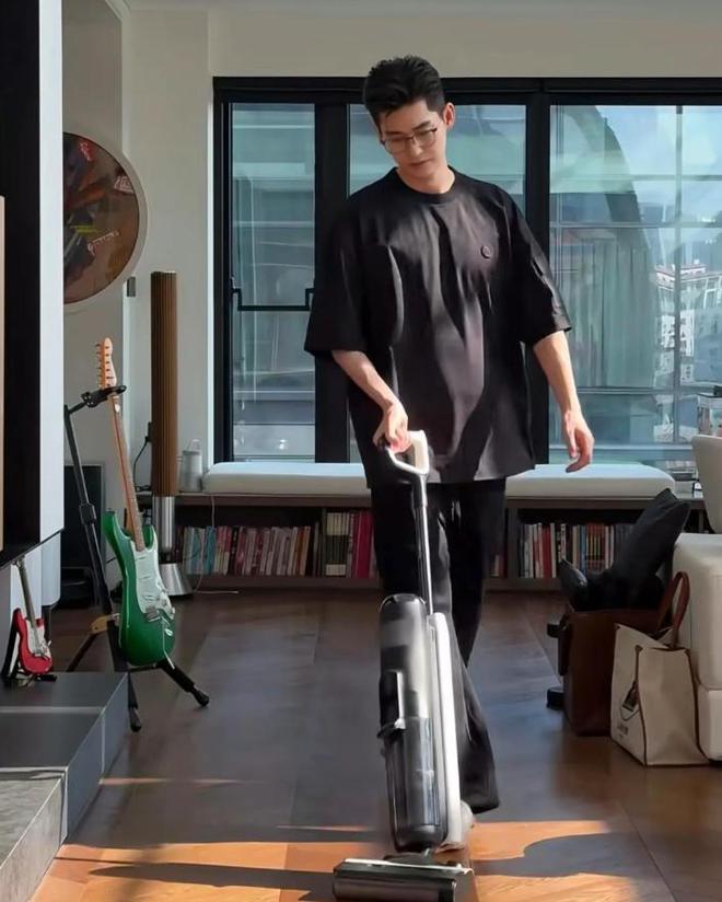 _别再可怜张翰了！“塌房”3年、惨遭追债的他，早已赚得盆满钵满_别再可怜张翰了！“塌房”3年、惨遭追债的他，早已赚得盆满钵满