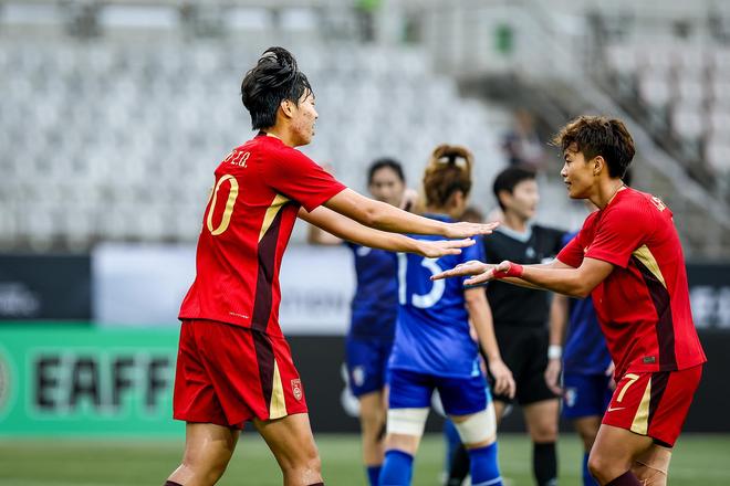 东亚杯-中国女足4-2中国台北 邵子钦2球王妍雯世界波