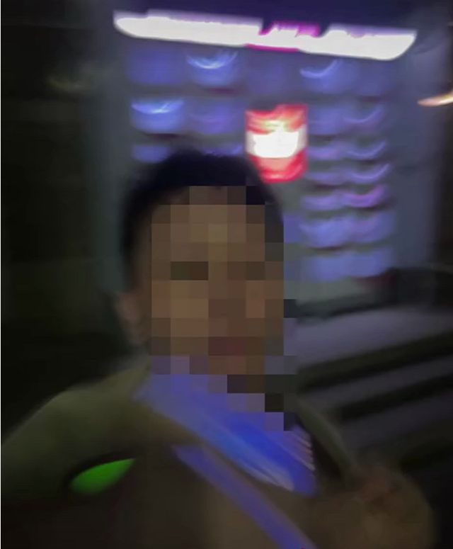 _肺复苏指南中胸外按压的部位_胸肺复苏按压