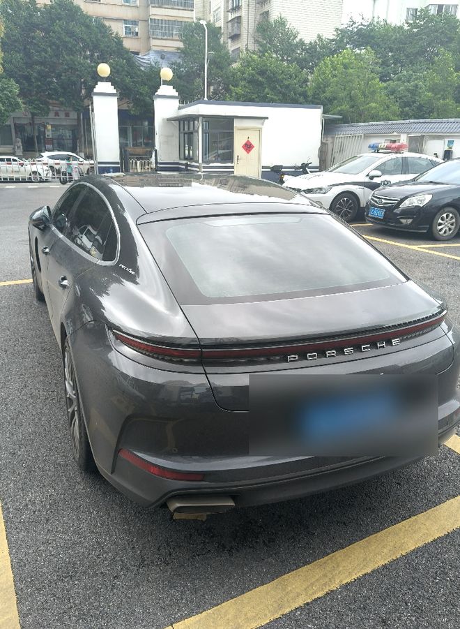 保时捷昆明__贵州保时捷中心