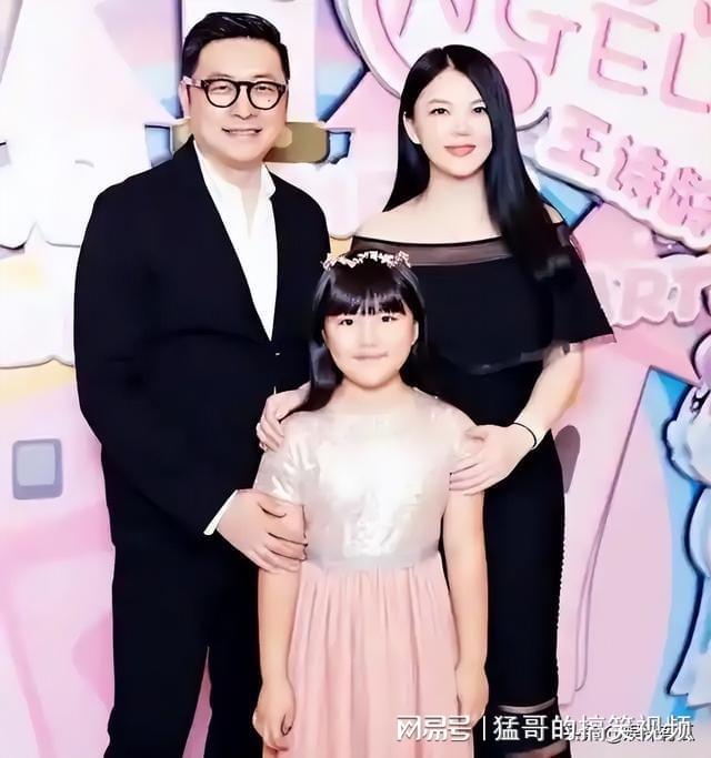 _李湘也没想到，自己富养的女儿，挽救了前夫王岳伦岌岌可危的口碑_李湘也没想到，自己富养的女儿，挽救了前夫王岳伦岌岌可危的口碑