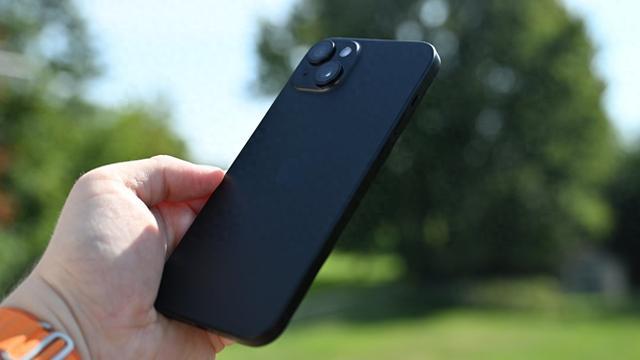 苹果iPhone在新兴市场需求增长 在中国放缓