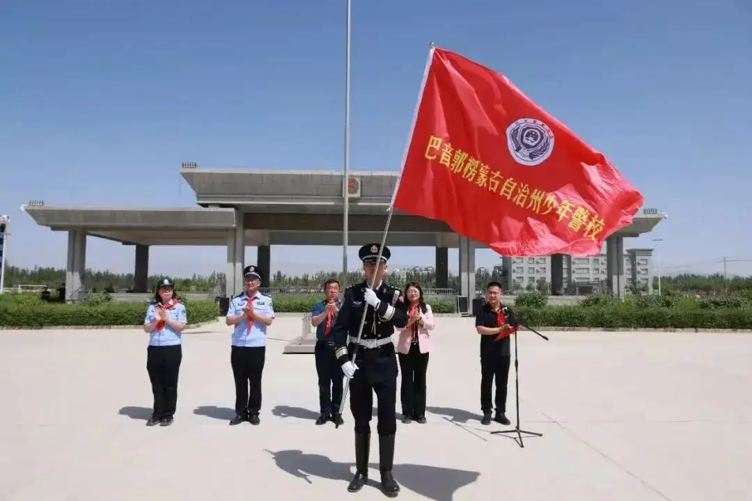少年警校训练内容__少年警训