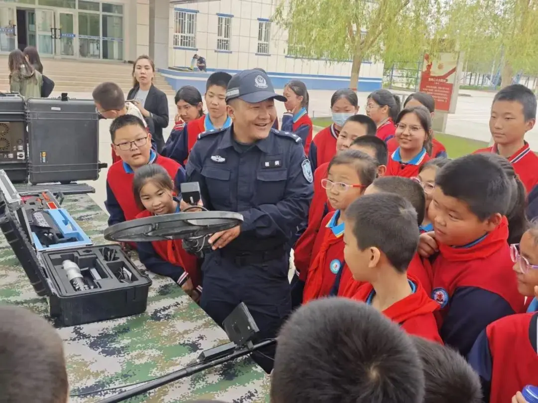 少年警校训练内容__少年警训