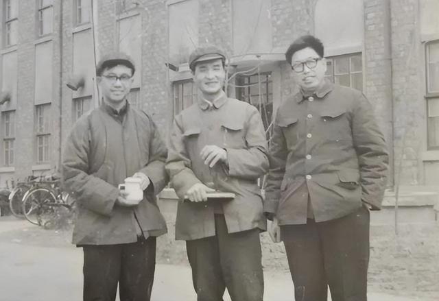 83岁核弹老人的一生：妻女精神分裂，儿子智力残疾__83岁核弹老人的一生：妻女精神分裂，儿子智力残疾