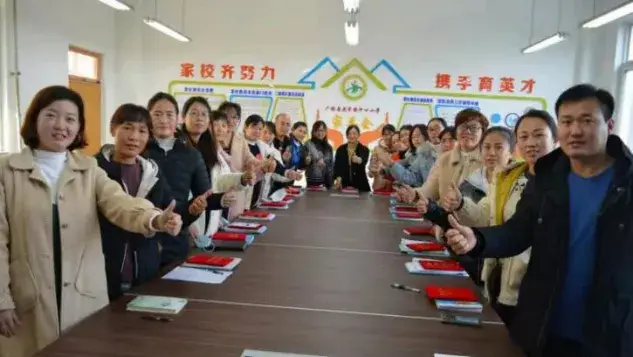 东营市广饶县花官镇中心小学：“三写工程”驱动成长型家长学校建设