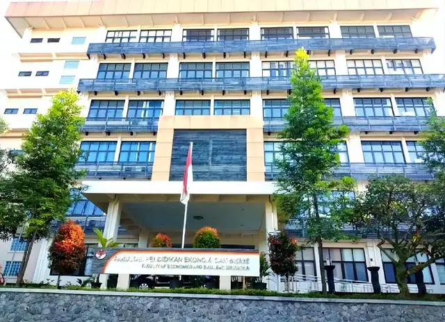 印度本国学费34元，却收外国留学生1.8万，网友：没一点大国风度_印度本国学费34元，却收外国留学生1.8万，网友：没一点大国风度_