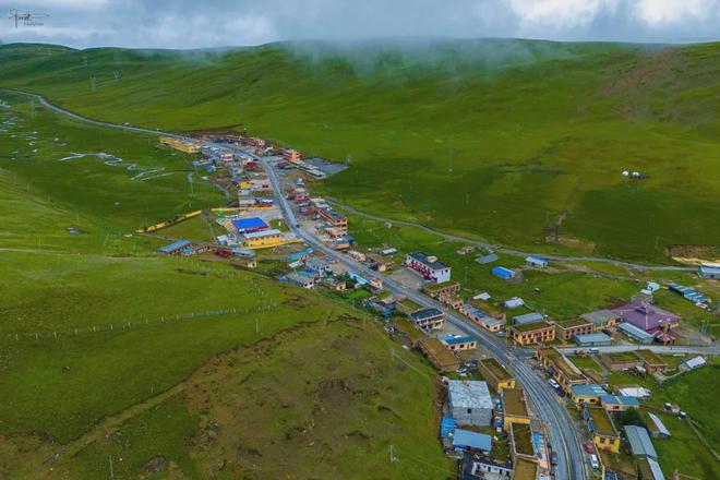 摩旅第11天，从红龙镇到巴塘骑行211公里，花费174元