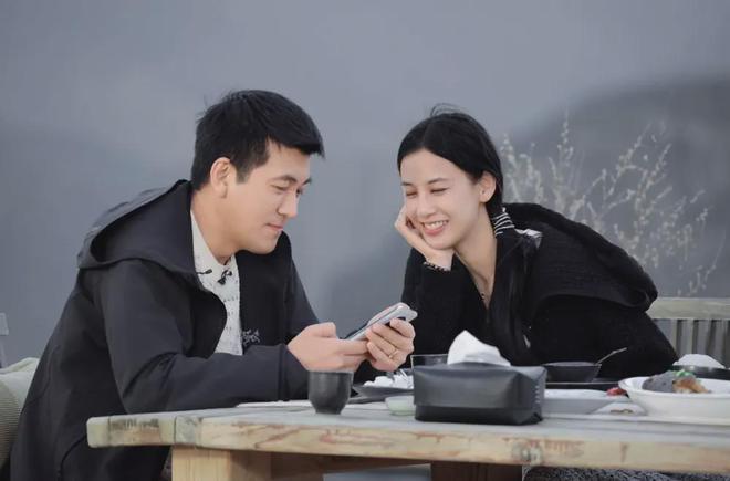 杨子跟黄圣依的故事__杨子黄圣依相差几岁