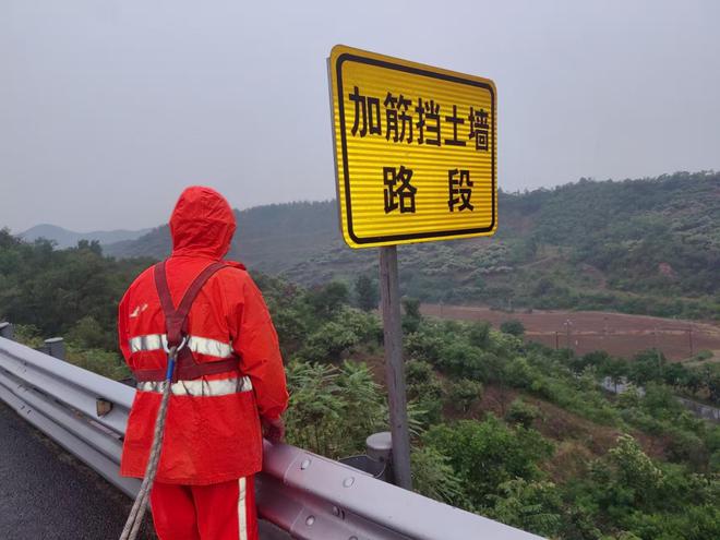 北京首发养护公司招聘_加强养护力量_