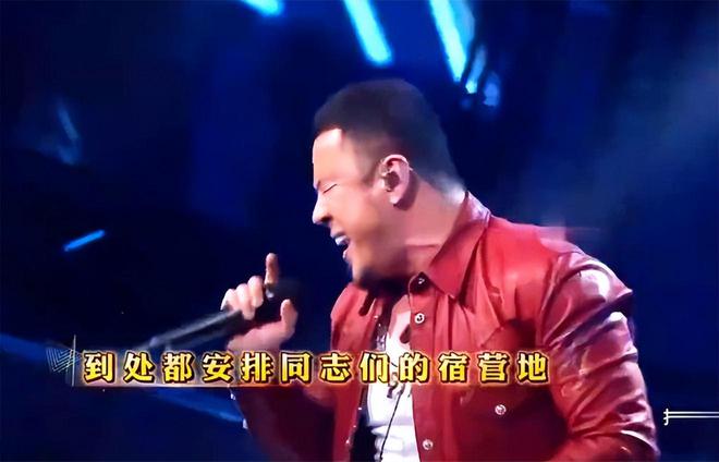 桐生祥秀伤退遭日网友炮轰__孙杨国歌门遭日媒炮轰问题男孩
