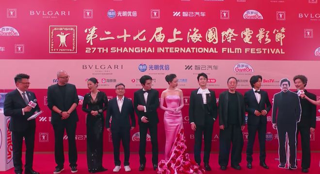 杨幂王俊凯综艺节目__杨幂王俊凯cp文